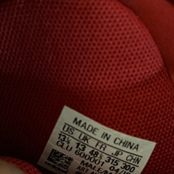 Red 🔥 - Picture 6 of 7